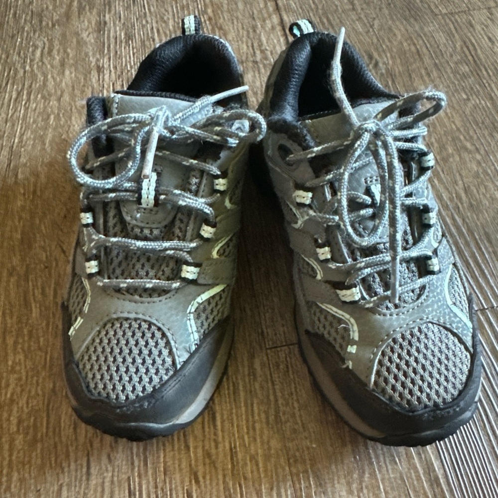 Merrell Moab 2 Leather Mesh Waterproof Mid Hiking Boots Boys sz 12 Wide 12W Gray